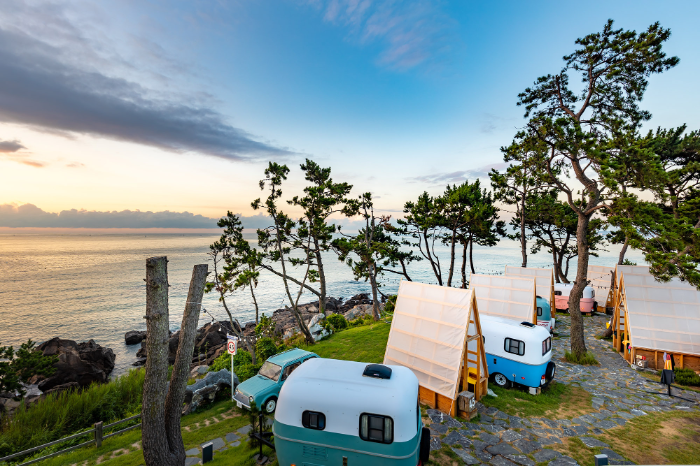 쿠팡, 캠핑용품 최대 ‘반값’ 할인…”’스노우피크’ 브랜드 첫 선”