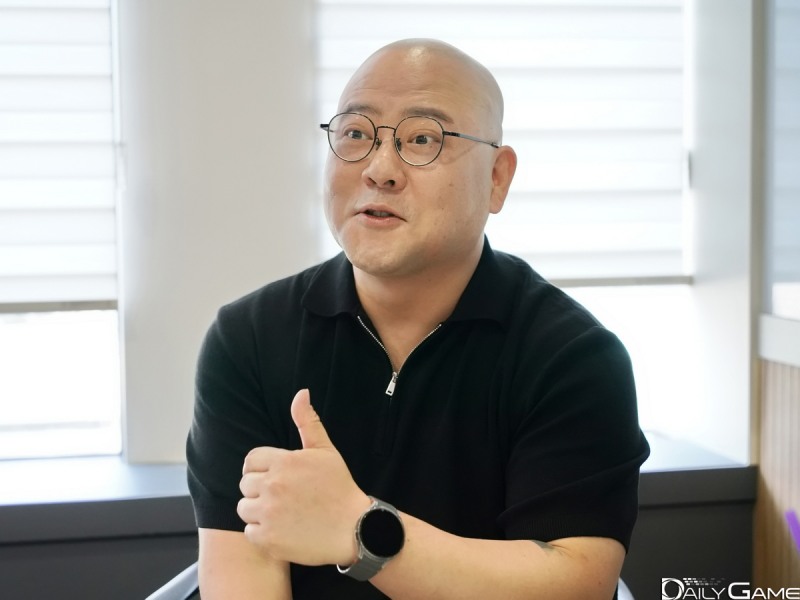 상금 규모를 올리기 위해 '소셜 펀딩'과 '총기 스킨 제작' 등을 제안한 온상민 해설위원.