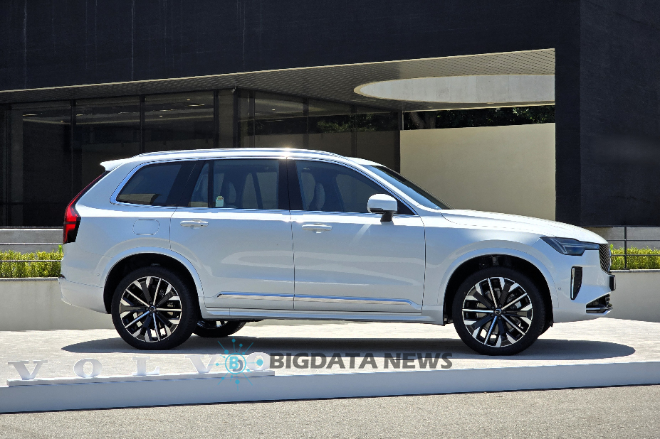 볼보 XC90 옆 모습 =성상영 기자