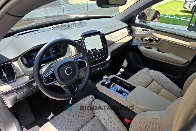 볼보 XC90 1열 좌석 =성상영 기자
