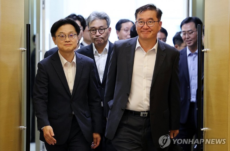 정부가 21일 석유화확 구조조정 방안을 발표했지만 당장 업황 회복으로 이어지기는 어려울 것이라는 게 증권가의 대체적인 시각이다. 사진=연합뉴스
