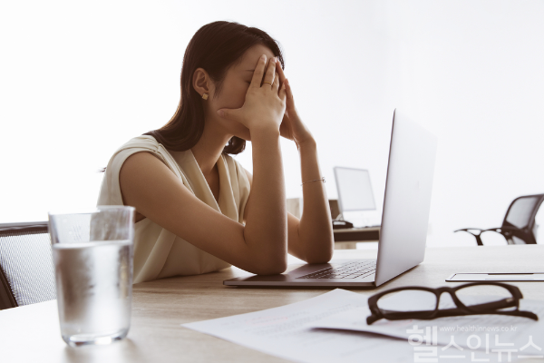 피로와 빈혈, 무심코 넘기지 말고 골수 건강을 먼저 의심하자. 조기 진단이 생명을 지킨다. (클립아트코리아)