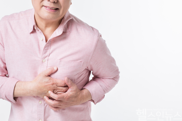 심근경색 환자, LDL 콜레스테롤을 기저치 대비 50% 이상 낮추면 사망·재발 위험이 24% 줄어든다. (클립아트코리아)