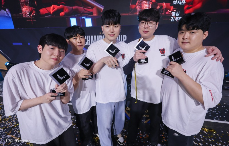 2025 서든어택 챔피언십 시즌1서 '패패승승승'으로 우승을 차지한 악마 팀.