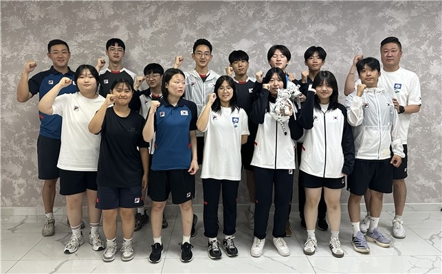이번 대회를 마치고 25일 귀국 예정인 청소년 사격 대표 선수단 / 사진=연합뉴스