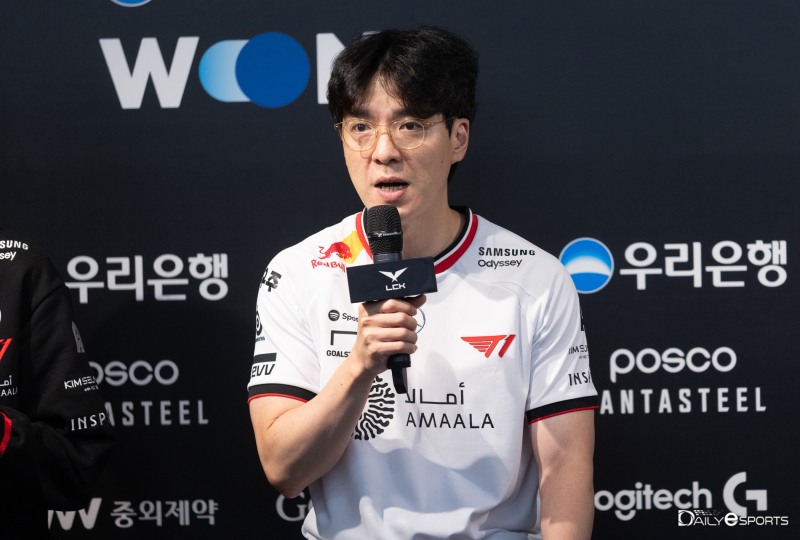 T1 '꼬마' 김정균 감독