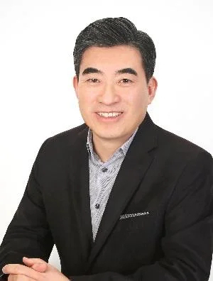 현대자동차그룹은 28일 현대차·기아 AAM본부장이자 슈퍼널 최고경영자(CEO) 신재원 사장(66세)을 고문에 위촉했다./현대자동차그룹