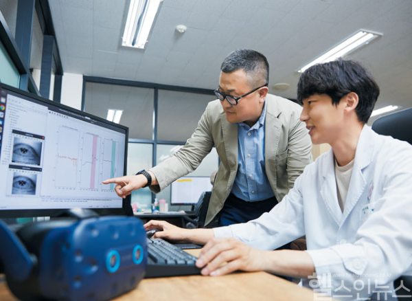 서규원 뉴로이어즈 대표(좌)와 임은천 연구소장(우) (사진 제공=한림대의료원)