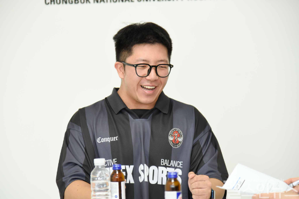 충북대학교병원, 이준영 군 헌혈증 100장 기부로 따뜻한 나눔 실천 (사진 제공=충북대병원)