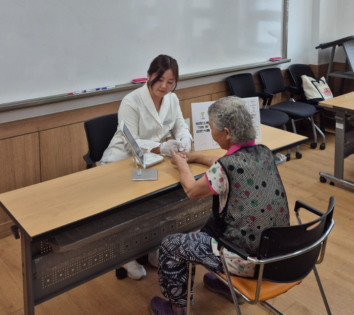 체력·운동·영양까지, 강화군 어르신에 종합 건강 지원