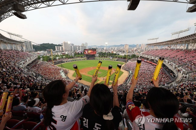 KBO 리그 순위표가 매일 바뀌고 있다.