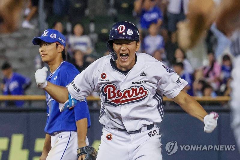 '완전 다른 사람' 두산 안재석, 17년 만 1차 지명의 가치 증명...타율 0.400 폭발적 활약