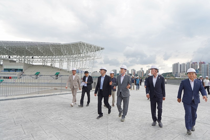 광주시 종합운동장 건립 공사 현장 방문