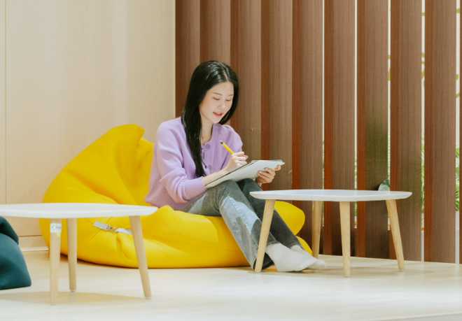 단국대 학생이 자유롭게 학습을 하고 있는 모습. (사진제공=단국대)