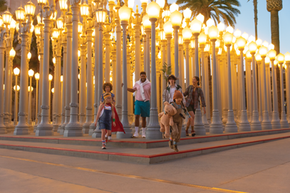 BMO 스타디움 (©LAFC) & 오른쪽: LACMA (©캘리포니아 관광청)