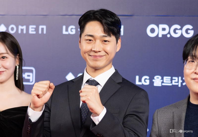 KBS 박소현 아나와 결혼 고수진 해설, "배혜지 아나 소개... 잘 살게요"