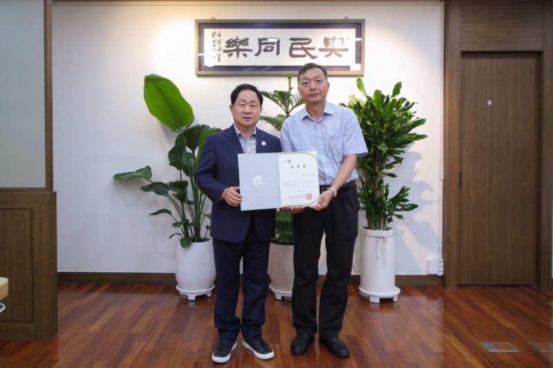 남양주시가 환경 분야 새 정책자문관으로 이석호 한국환경영향평가학회 이사를 위촉했다.