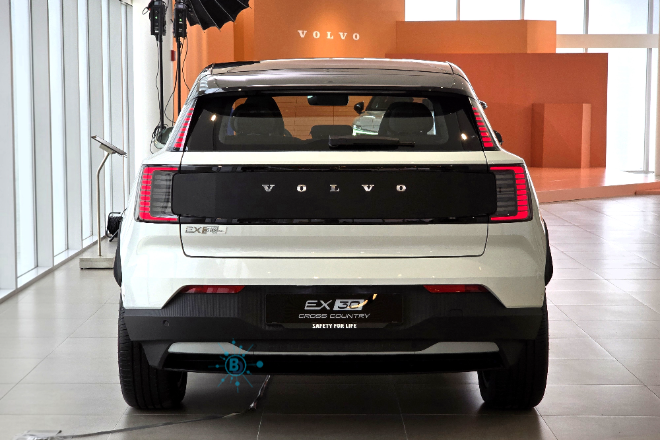 볼보 EX30 CC 후면 =성상영 기자