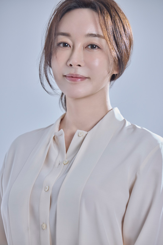 김혜은, 영화 ‘가족의 비밀’ 특별 시사회 진행
