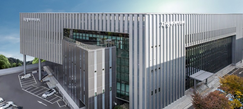 2025년 한국리모델링건축대전 준공부문 대상을 수상한 ‘자생 메디바이오센터’ 전경./한화