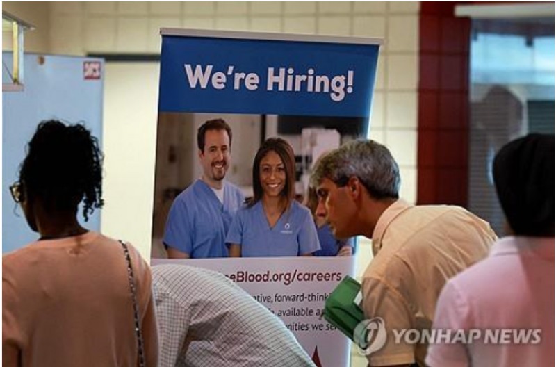 미국의 8월 비농업부문 고용이 2만2천명에 그쳐 다우존스가 집계한 7만5천명에 크게 못미쳤다. 사진=AFP,연합뉴스