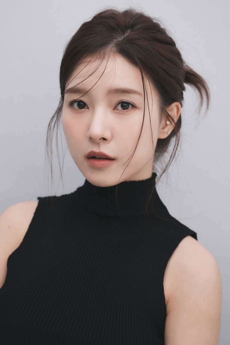 김소은, 매니지먼트S와 전속계약 체결…‘청순 매력+세련된 아우라’ 새 프로필 공개