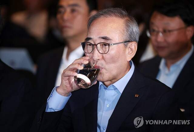 KT 소액결제 해킹 파문 확산... 김영섭 사장 연임 ‘빨간불’