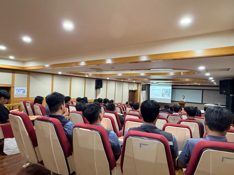 안전보건공단 고양파주지사(지사장 윤기한)는 10일 대한상공회의소 경기인력개발원에서 관내 질식재해 다발업종을 타깃으로 ‘하절기 밀폐공간 질식재해예방교육’을 실시했다./안전보건공단 고양파주지사