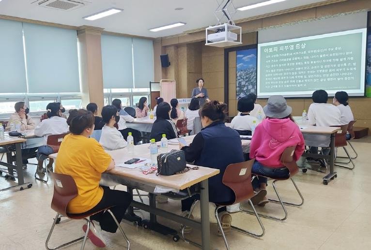 정읍시보건소, 아토피 피부염 예방 관리 프로그램 운영 (전북 정읍시 제공)