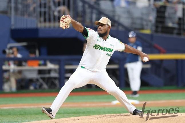 키움 선발 C.C. 메르세데스