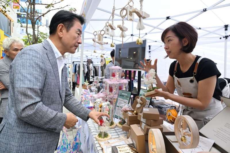 의정부시 민락2지구, 주말 도심이 축제로…'우수기업 박람회·플리마켓' 북적