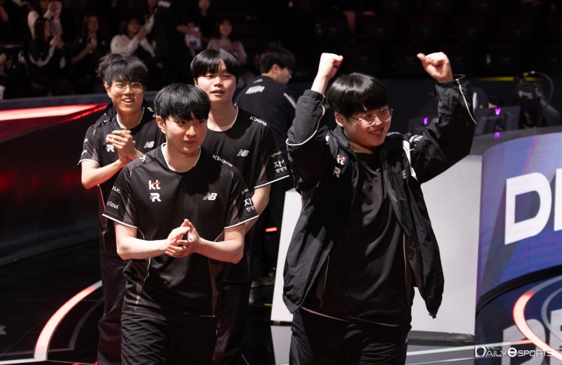 '대이변' kt, 거함 젠지 3대2 격파...롤드컵 확정