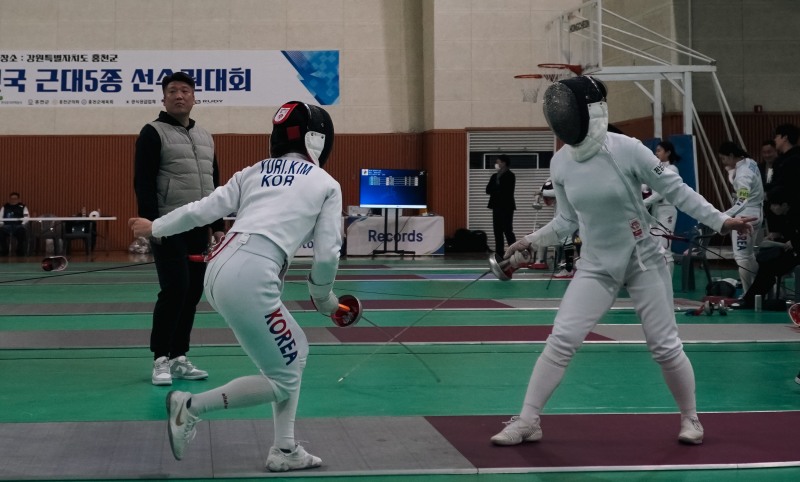2025 전국 근대5종 선수권 대회 펜싱 경기 모습