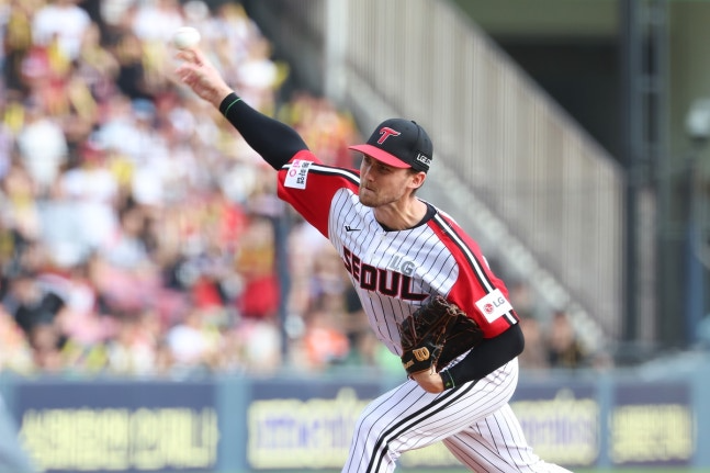 시즌 5승을 따낸 앤더스 톨허스트 / 사진=LG 트윈스 제공