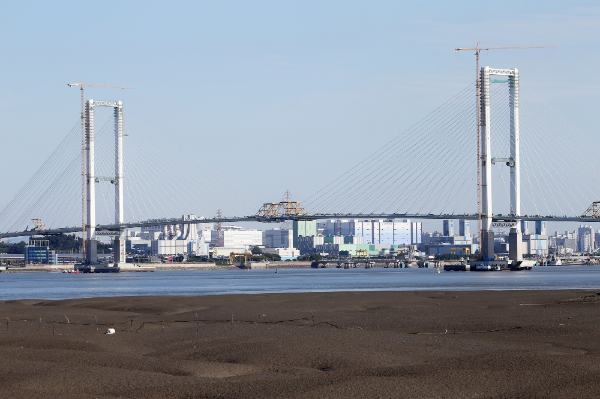 상판연결을 완료한 제3연륙교 전경