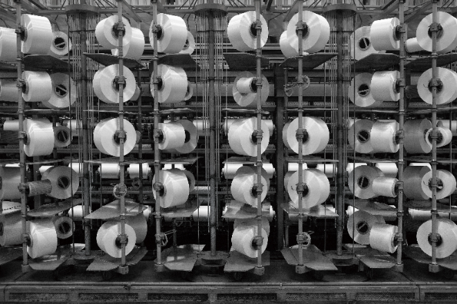 경북 구미시 효성티앤씨 공장에서 폐의류 재활용 섬유인 '리젠 T2T'가 생산 중인 모습 ⓒ효성티앤씨