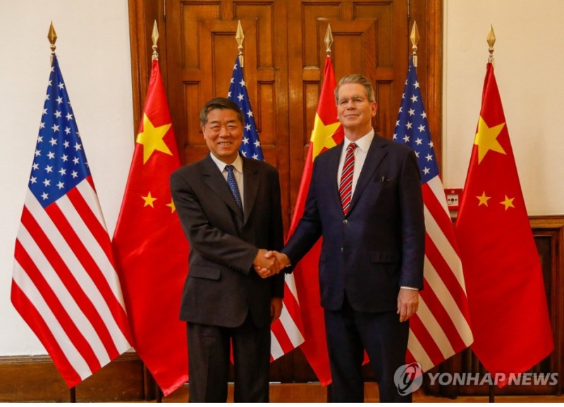 미국과 중국은 스페인 마드리드에서 회담을 갖고 틱 톡 문제 처리와 관련, 큰 틀에서 합의했다. 사진=로이터통신, 연합뉴