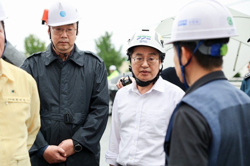 김동연 지사,건설현장 외벽 붕괴사고 사고수습 상황 점검