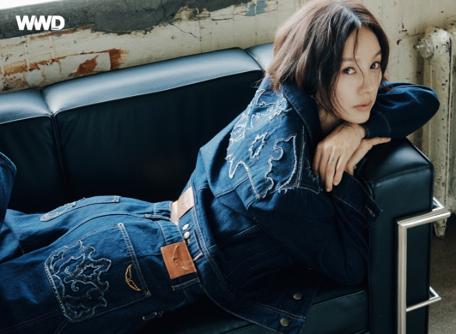 WWD 코리아 10월호, 이효리와 쟈딕앤볼테르 커버 화보 공개…순수하고 강렬한 에너지 담아