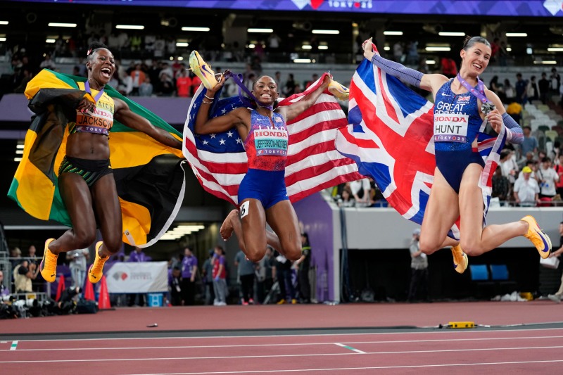 도쿄 세계육상선수권 여자 200m 메달리스트. 사진(도쿄 AP=연합뉴스)