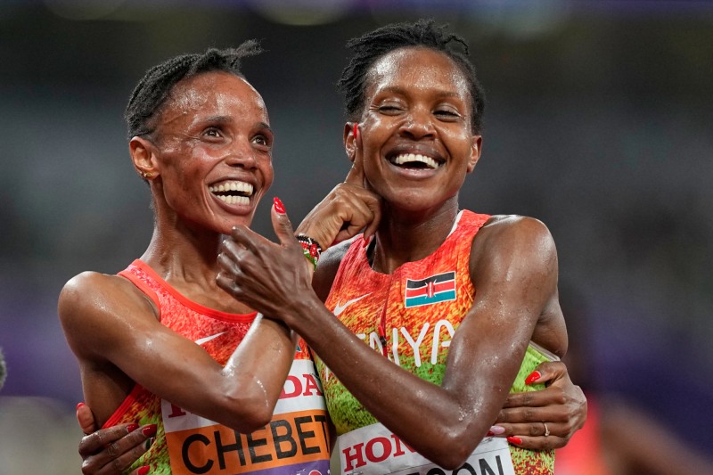 체벳과 키프예곤. 사진(도쿄 AP=연합뉴스)