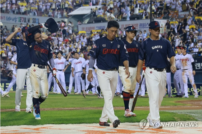 '3위→6위 추락' 롯데, 가을야구 경우의 수...KT만 바라본다