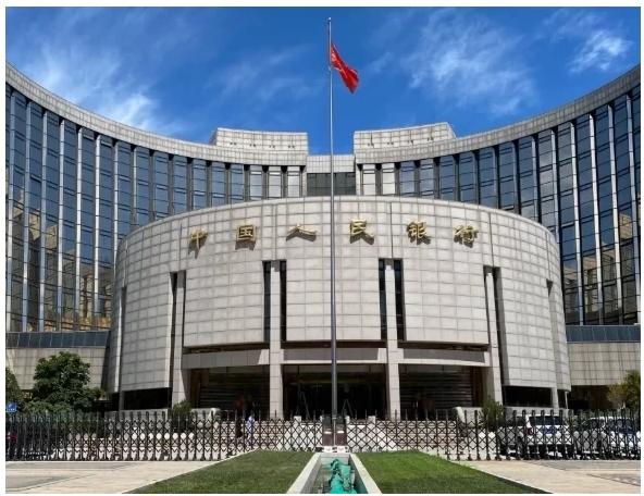 (상보) 중국, 기준금리격 1년물 LPR 3.0%로 동결...유동성 395억위안 순회수