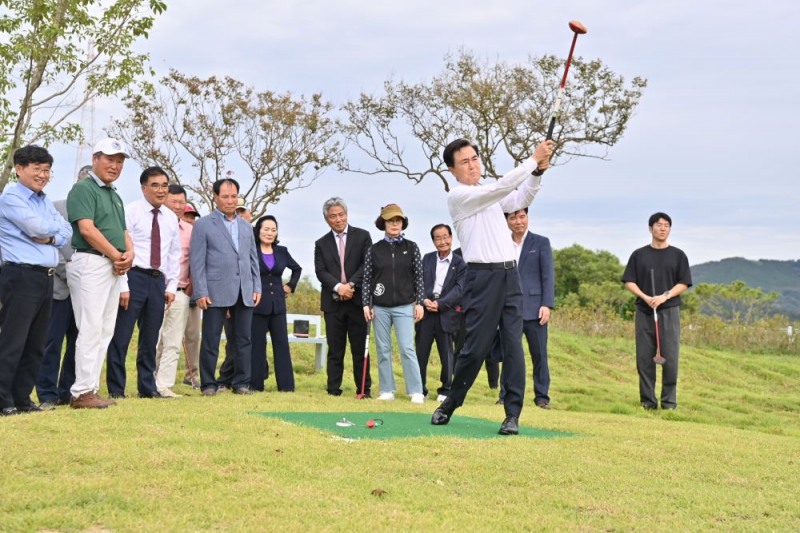 충남도 김태흠 지사 서천군 어울림 파크골프장 조성 현장방문사진(충남도 제공)