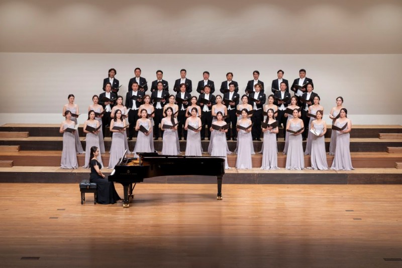 천안시립합창단 단체사진(천안시 제공)