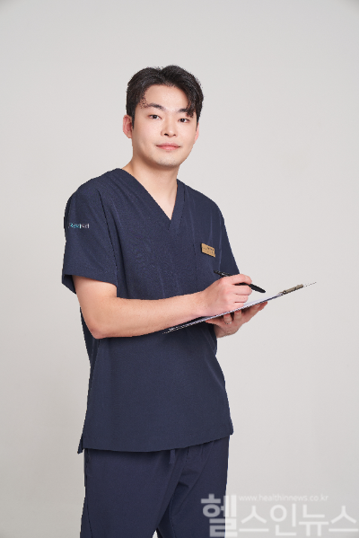 Kang Yong-wook, Director of Gorda Dental Clinic Busan Branch
