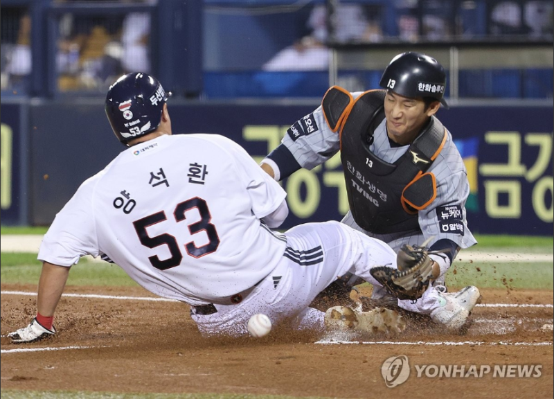 '부진 베테랑들 폭발' 두산, 한화 7-0 완파, 잭 로그 8이닝 무실점+김재환·양석환 백투백포