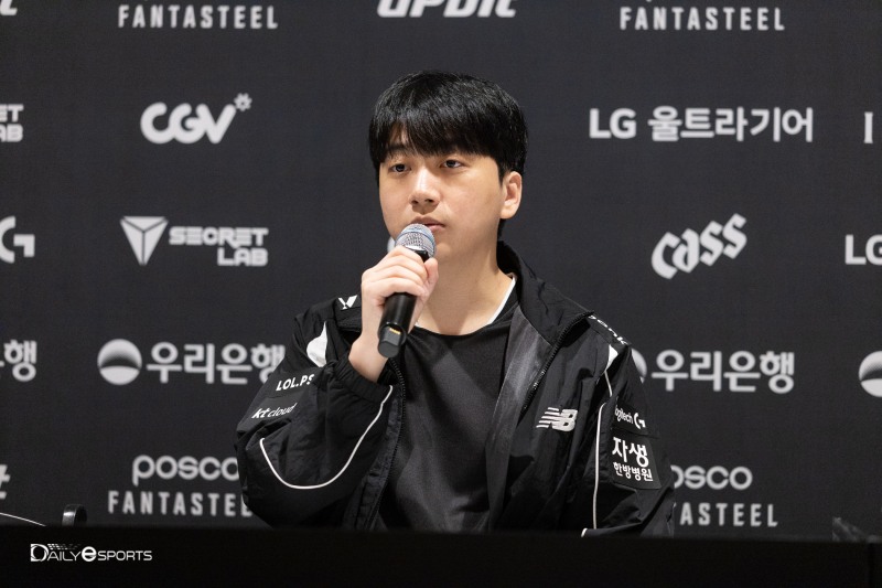kt 롤스터 '스코어' 고동빈 감독