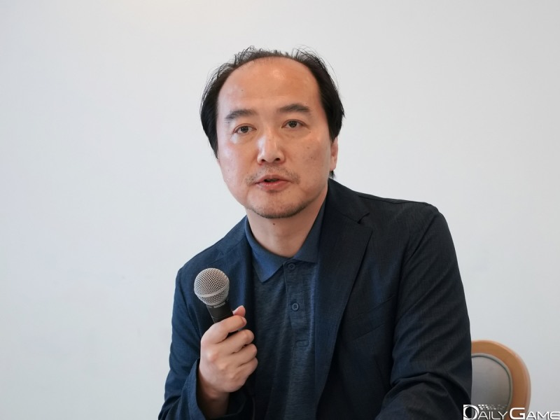 컴투스라는 이름과 게임 브랜드가 일본 팬들에게 각인되도록 노력하겠다는 포부를 밝혔다.