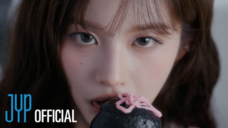 NMIXX, 정규 1집 수록곡 'SPINNIN' ON IT' 비디오 티저 공개…시선 압도 영상미로 월드와이드 팬심 예열